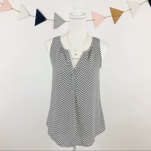 Candie’s Sleeveless V-Neck Tunic Blouse